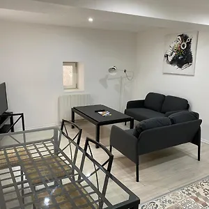 2eme Etage 42m2 Hyper Centre / Parking Gratuit , Riom France